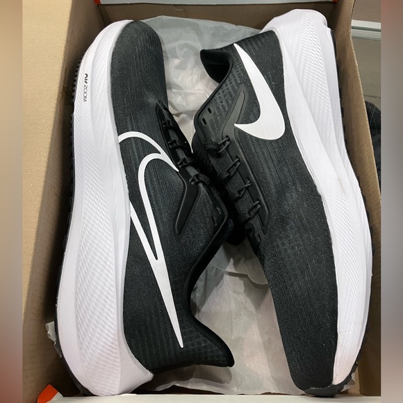 Nike Air Zoom Pegasus 39 Black White Size 12